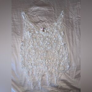 Y2K Roommates Used Crochet Top